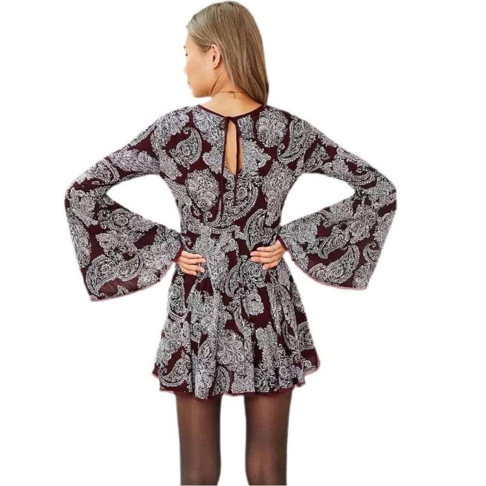 Urban Outfitters Ecote Bell Sleeve Paisley Dress Wine Bordeaux 6 - Picture 6 of 12